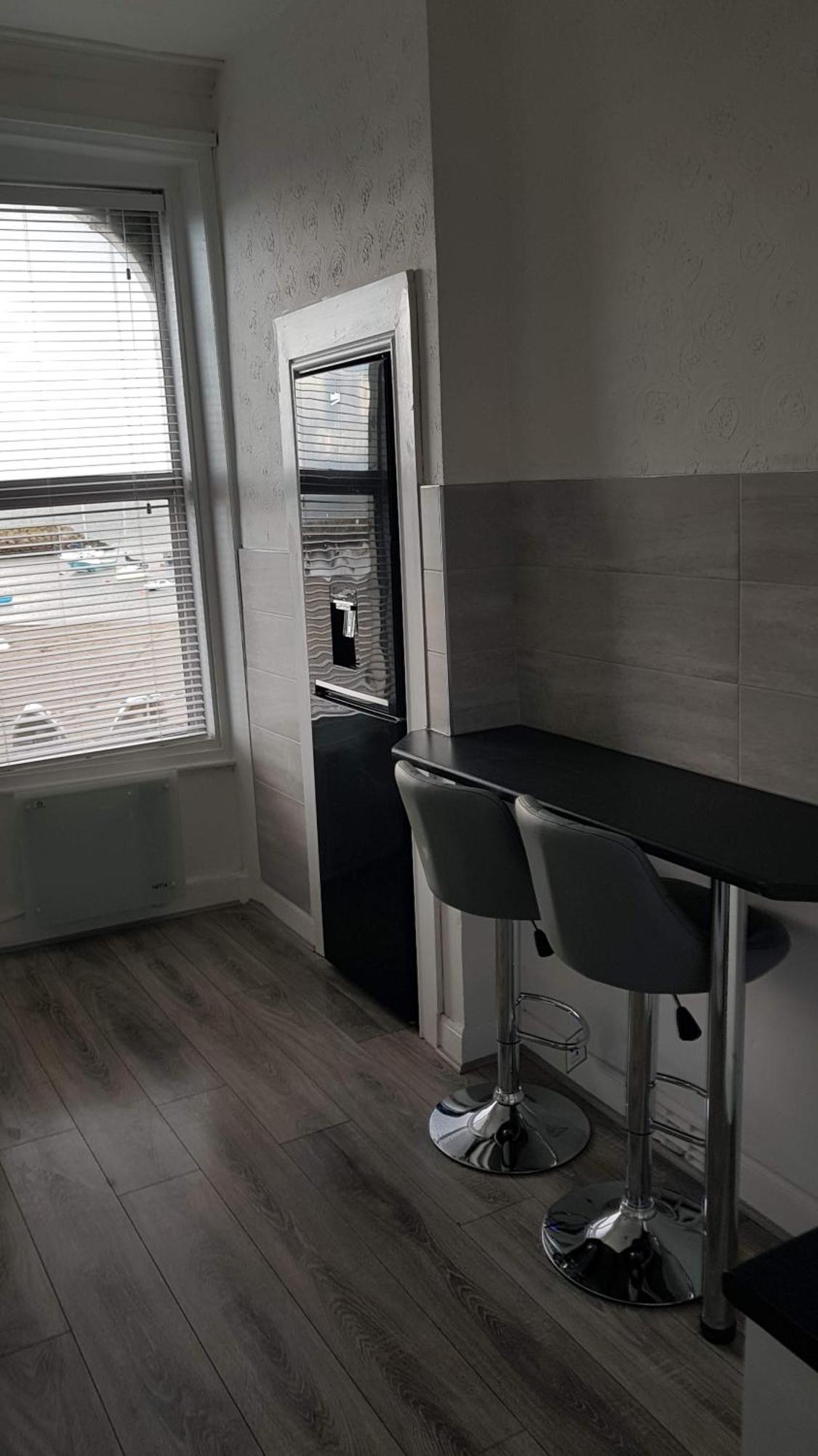 Apartamento 3 Harbour Views Rhôs-on-Sea Exterior foto